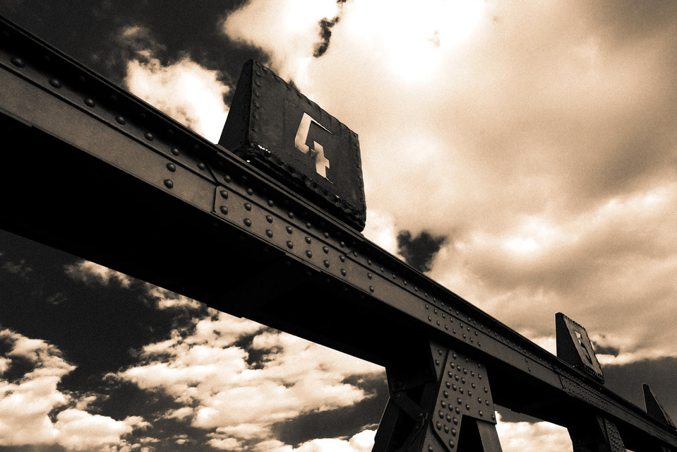 Bridge over Rail II - ID 000130