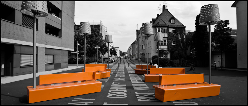 Orange Bench Seat - ID 000196