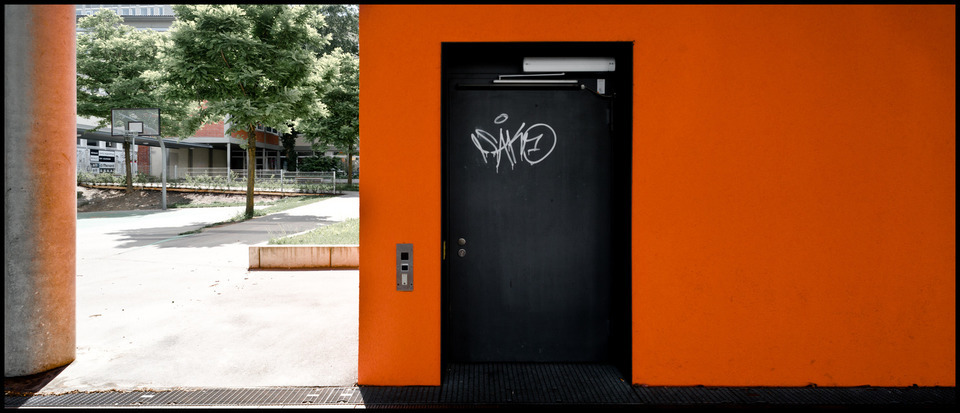 The Door - ID 000237