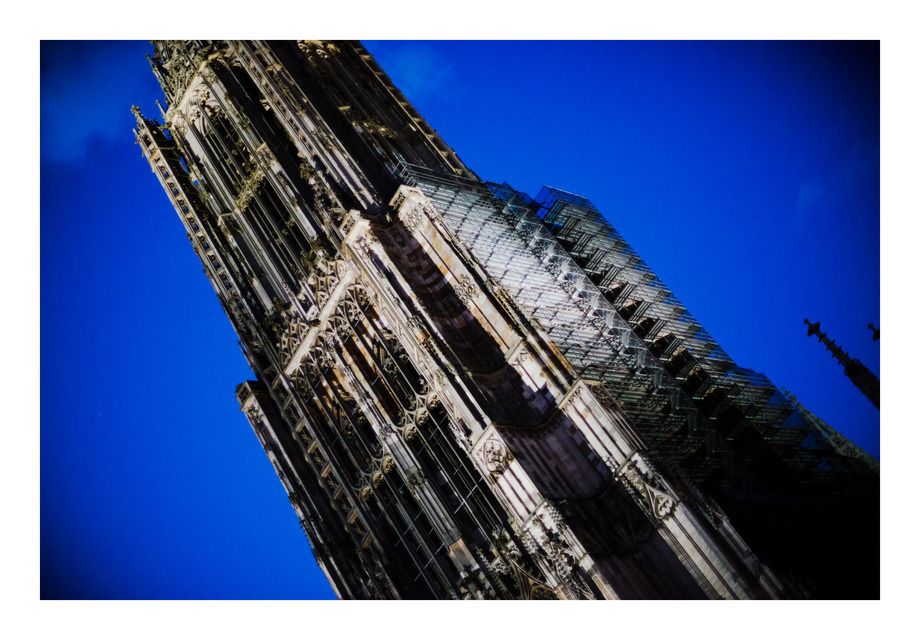 Minster from other times - ID 000285