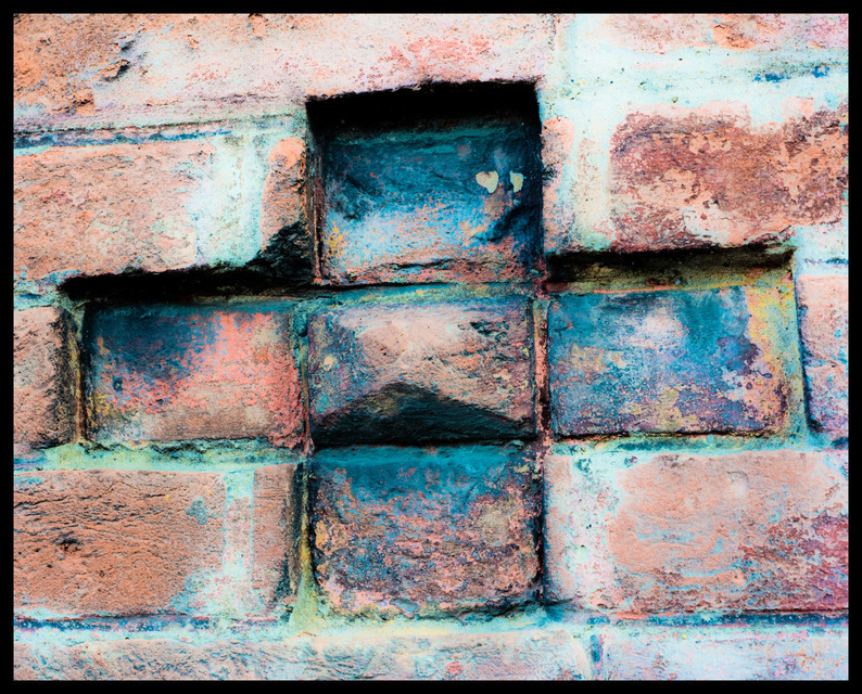 Cross Wall - ID 000647