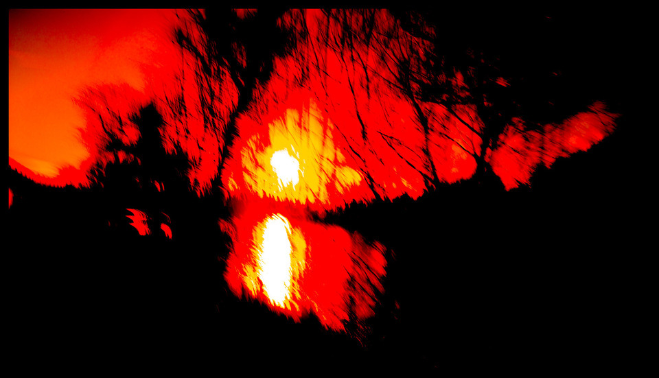 Danube Riverside Red II - ID 000866