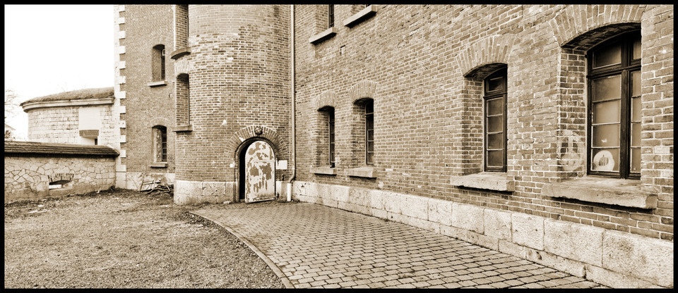 Open Door - ID 000890