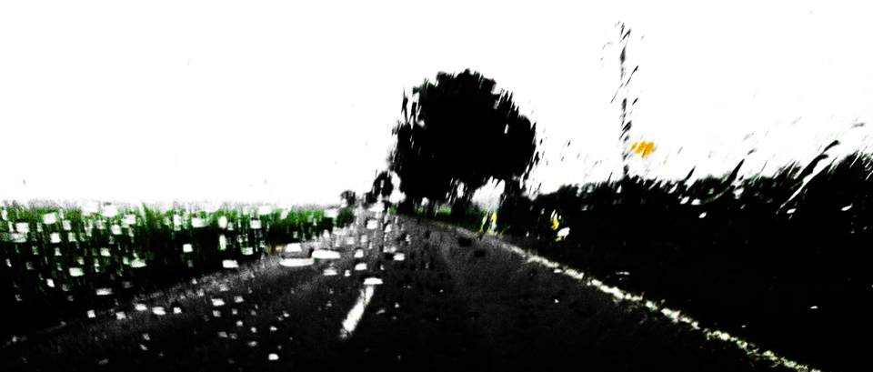 Traffic in Rain - ID 001182