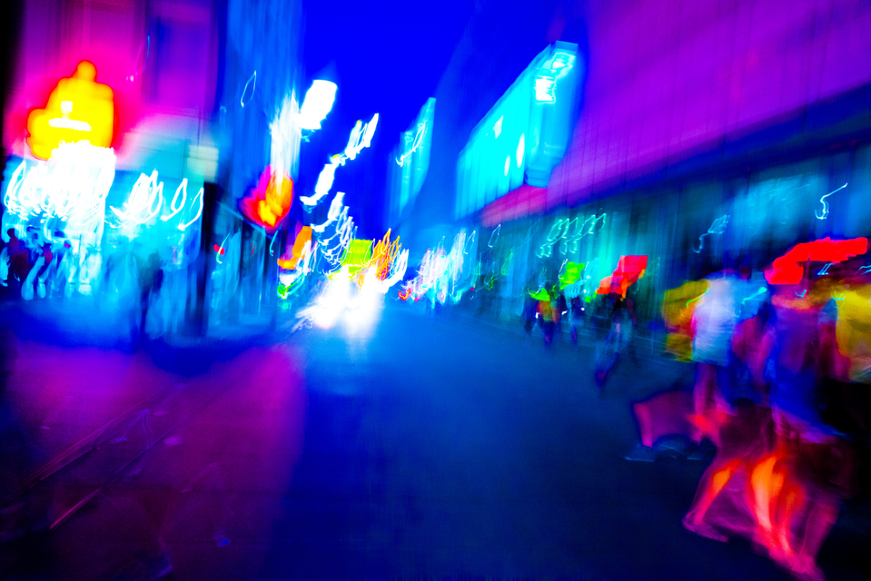 Swear Monday Night I - ID 001437