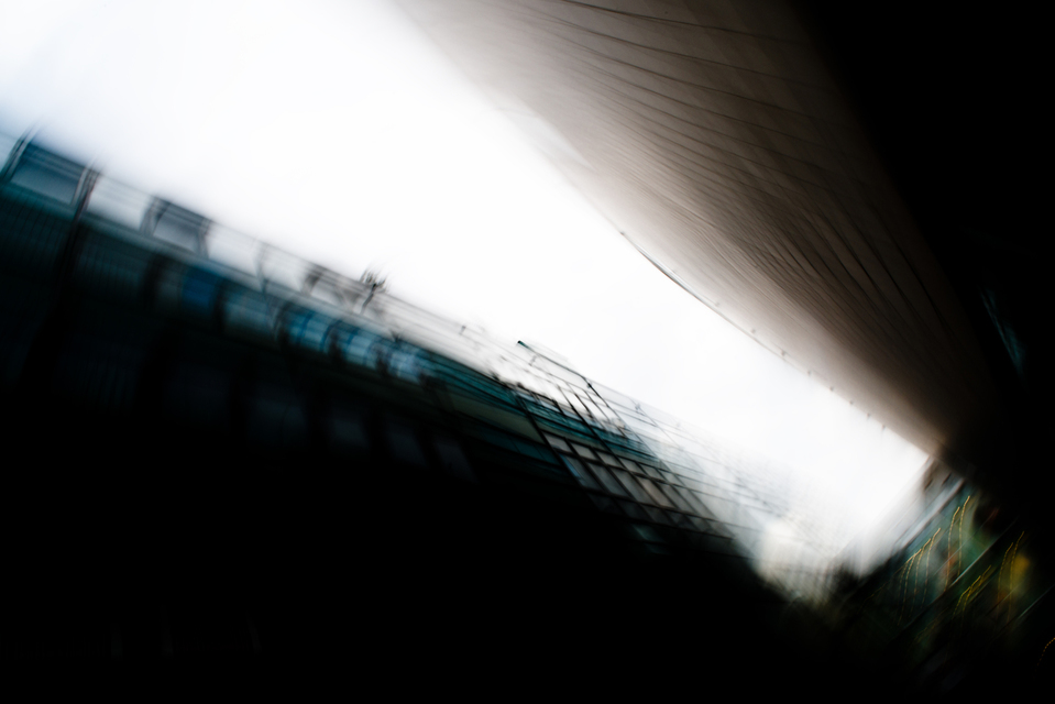 Between I - ID 001455