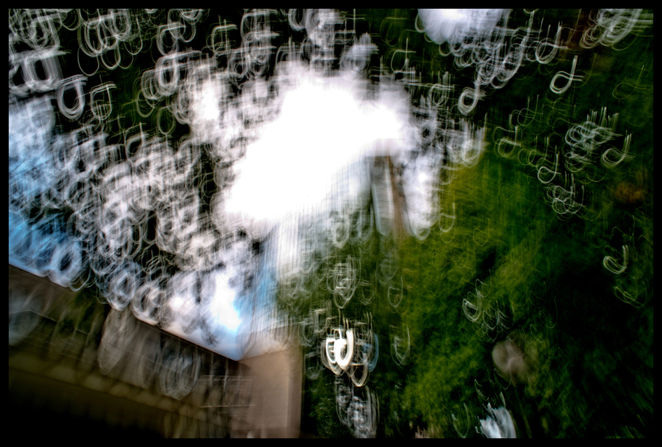 Behind I - ID 001493