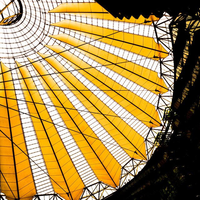 Sony Center Roof II - ID 001667