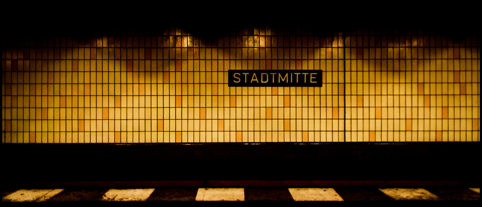 Mid of Berlin - ID 001679