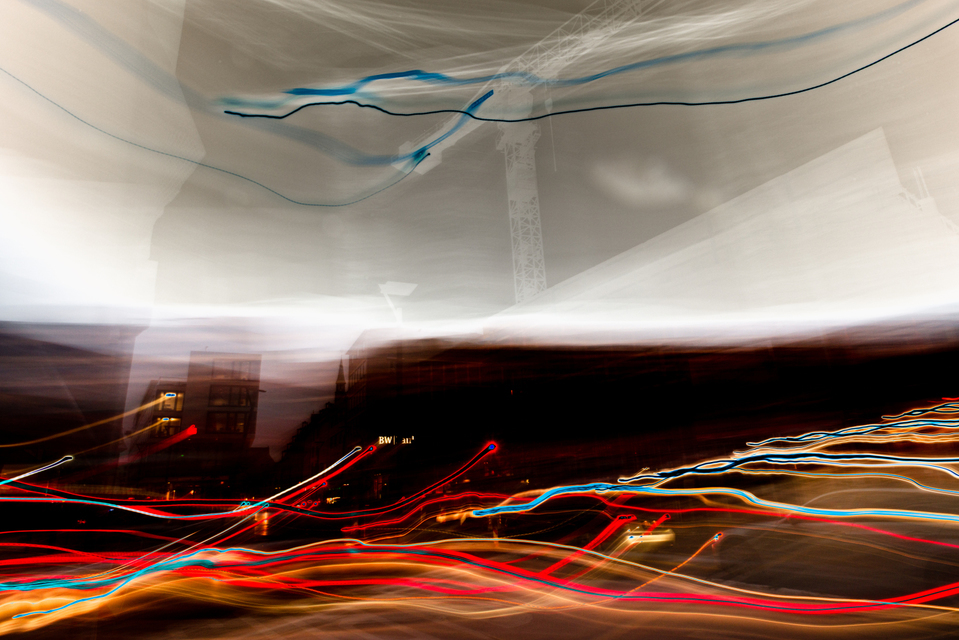 Two Worlds - ID 001969