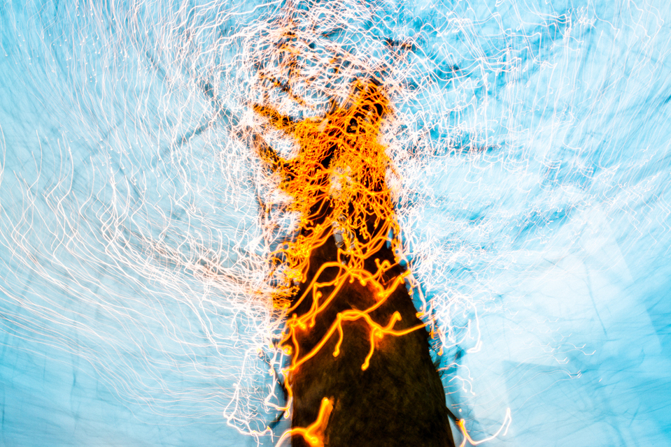 Dancing Lights XIX - ID 002030