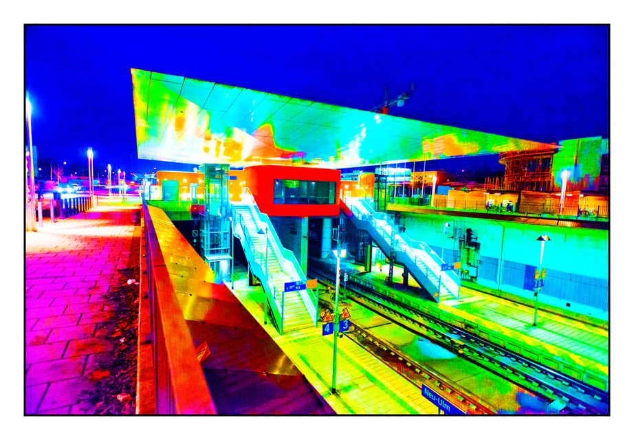 Alone at Night - ID 002064