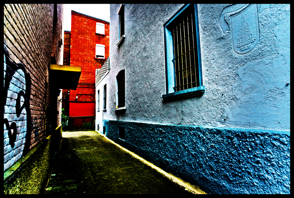 Red at End - ID 002428