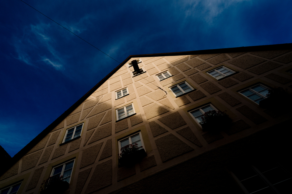 Sun on the Wall - ID 002456