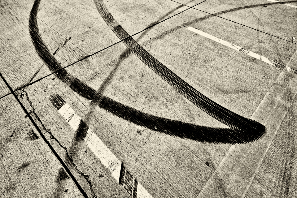 Concrete Traces X - ID 002545