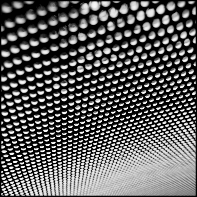 Holes II - ID 002809