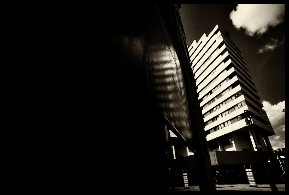 Still There - ID 002811