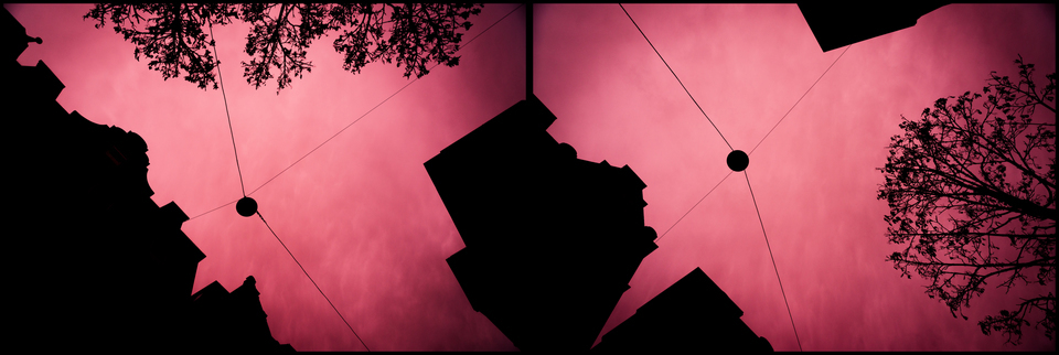 Lamps on Red - ID 003144