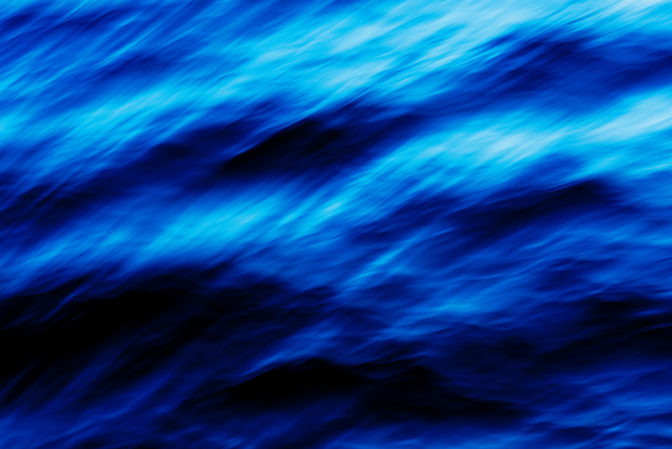 Dark Blue Water II - ID 003392
