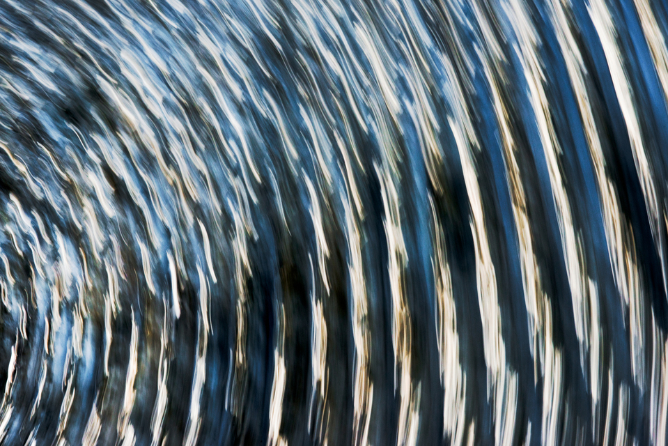 Moving in Blue III - ID 003678