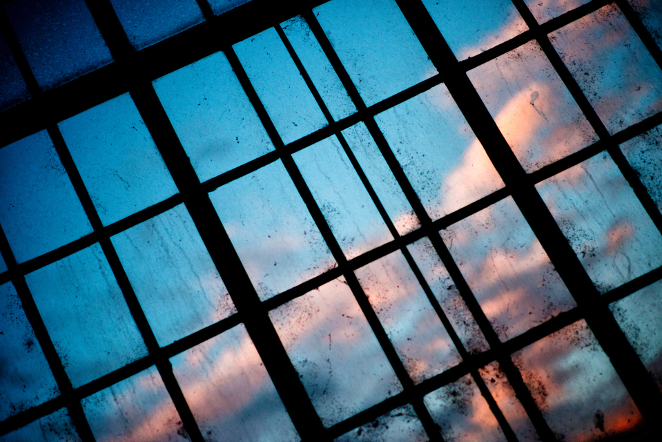 Clouds and Dirty Windows - ID 003874