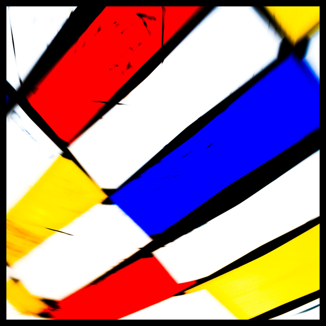 Red Blue Yellow on White I - ID 003939