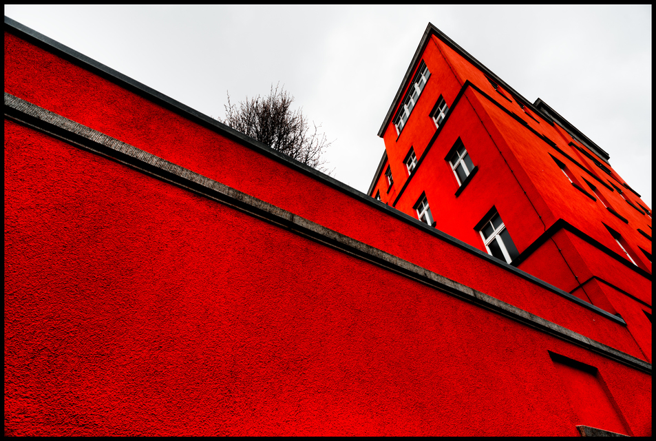 Red Teeth I - ID 004137