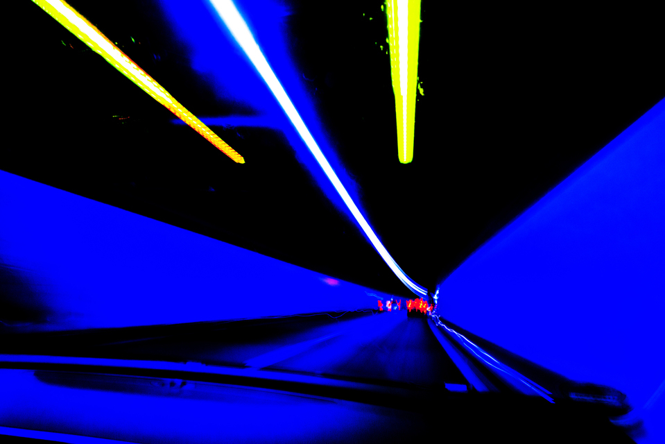 Tunnel Ride II - ID 004337
