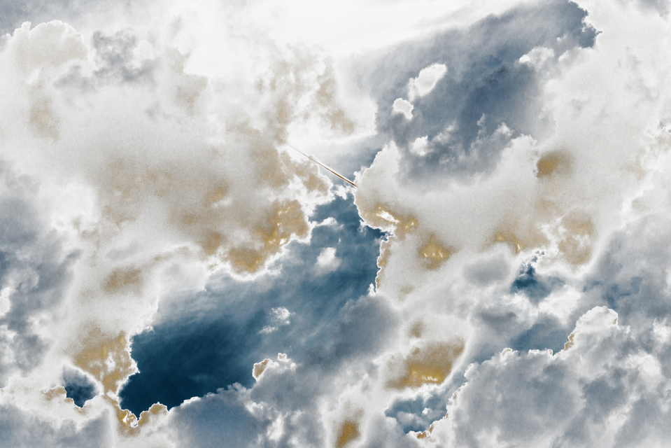 Clouds with Needle - ID 004429