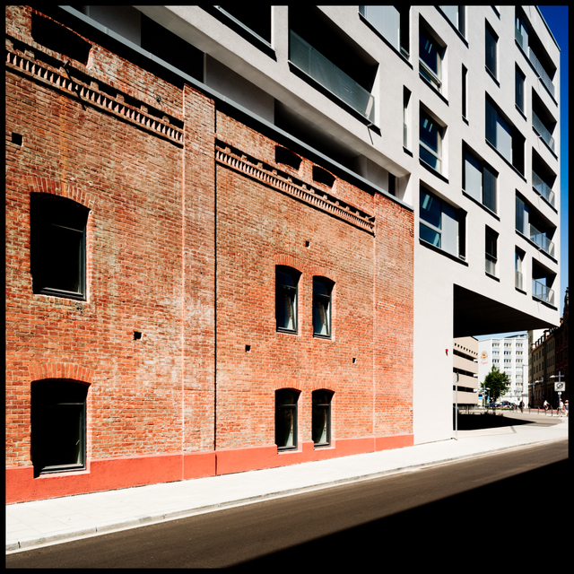 Old and New I - ID 004434