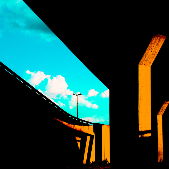 Bridges in the Sun II - ID 004537