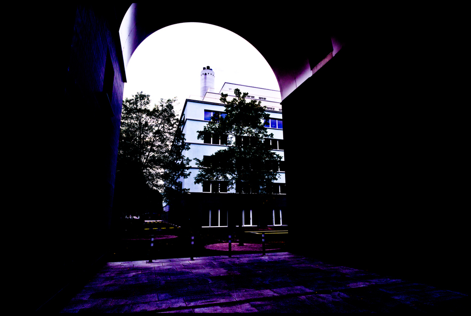 Outside the Dark II - ID 004747