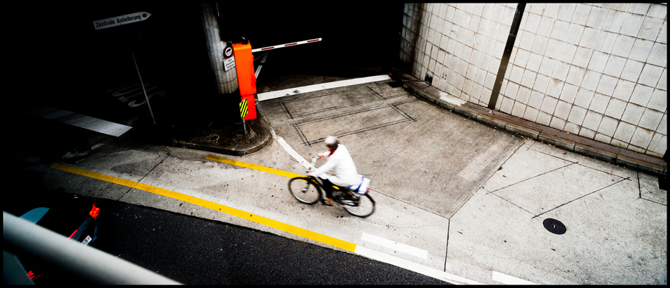 At Central Delivery - ID 004763