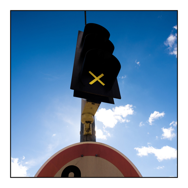 Yellow Cross - ID 005115