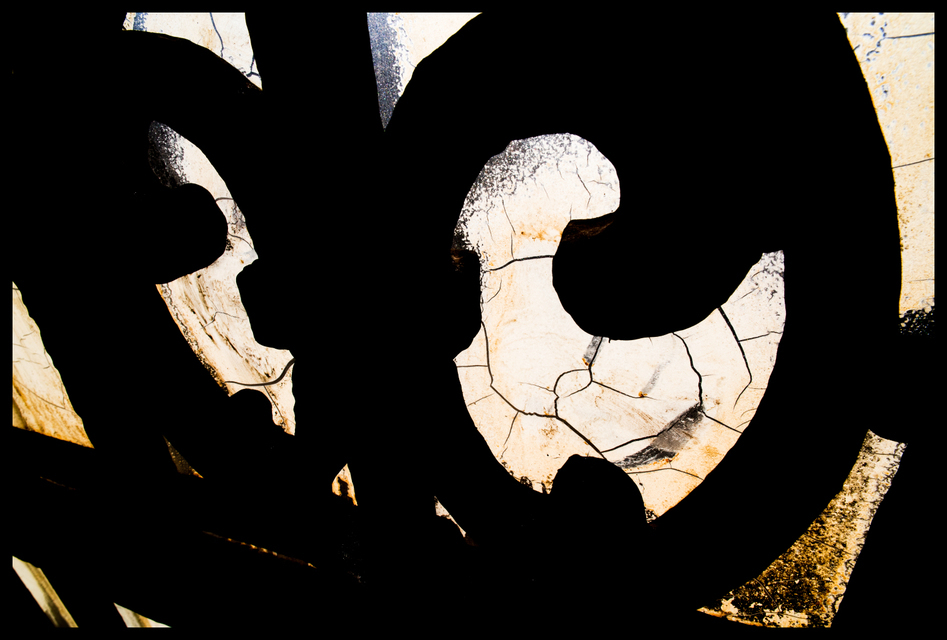 Broken II - ID 005130