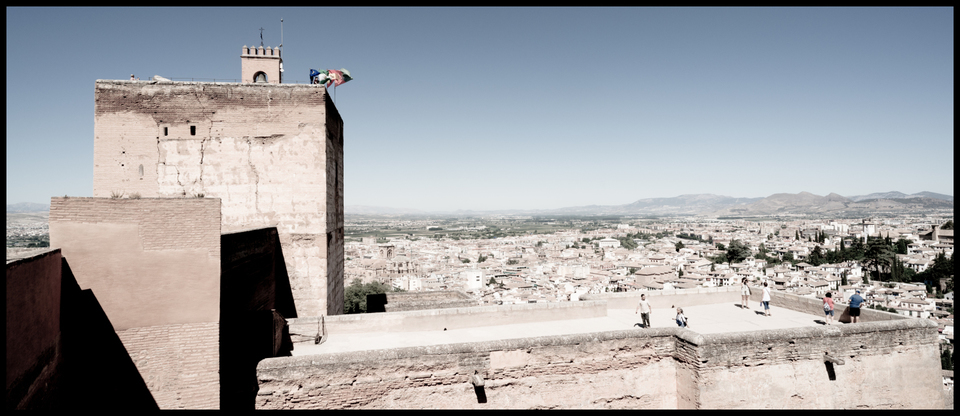 Palace over Granada - ID 005495