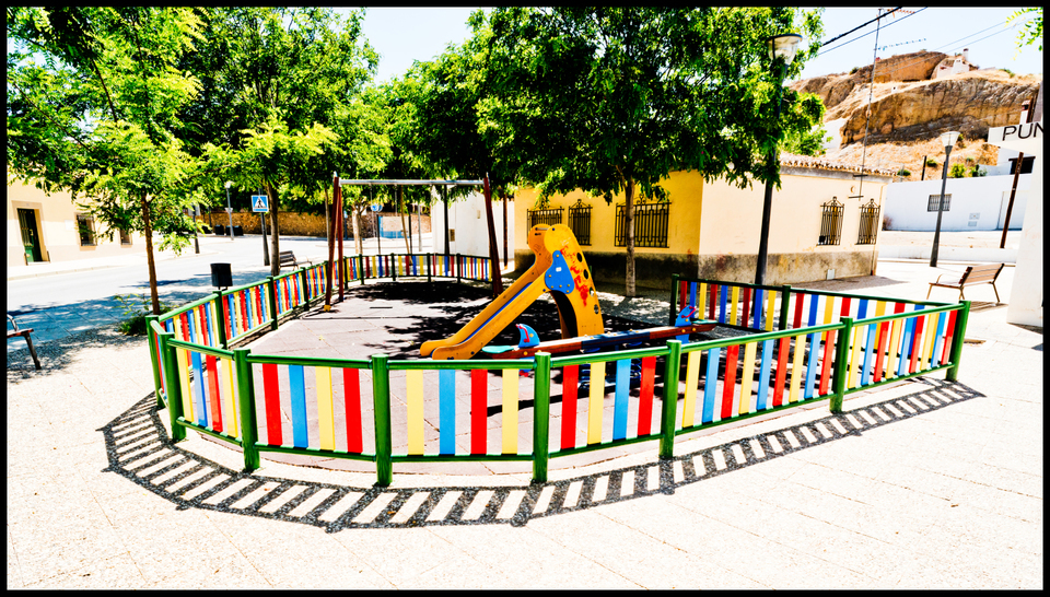 Playground - ID 005503