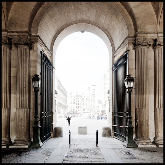 Into the Light - ID 005636