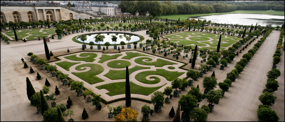 Front Yard II - ID 005798