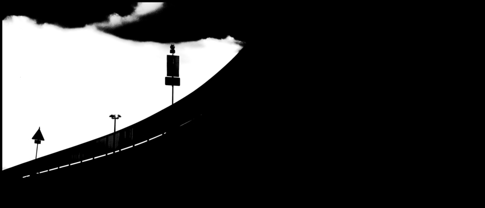 The Signs Before the Darkness - ID 005874