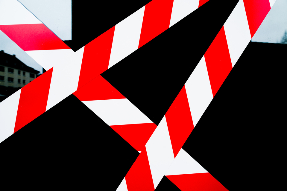 Red White I - ID 005911