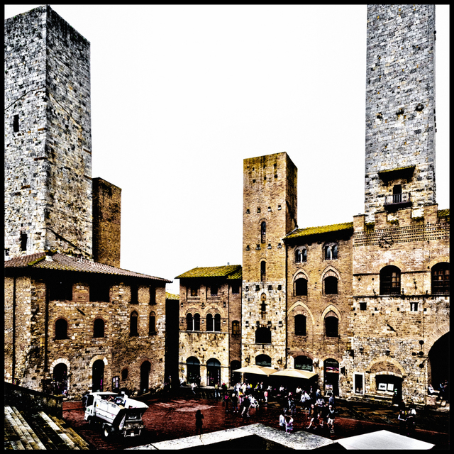 4 Towers at the Market Square I - ID 006276