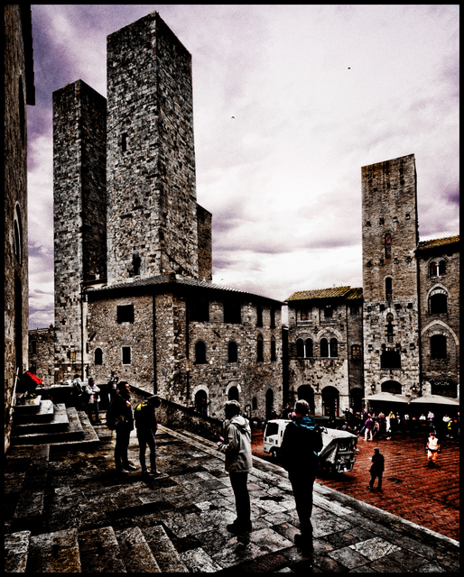 4 Towers at the Market Square II - ID 006277