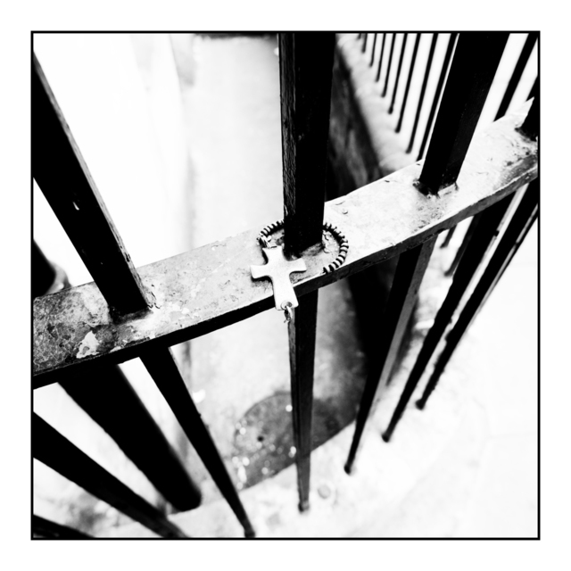 Cross Placement - ID 006494