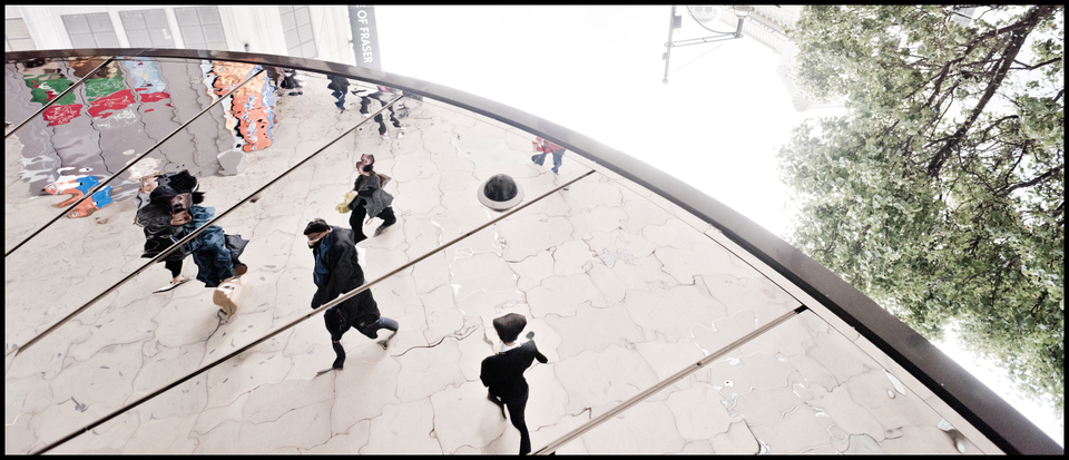 Liquid Passersby IV - ID 006808