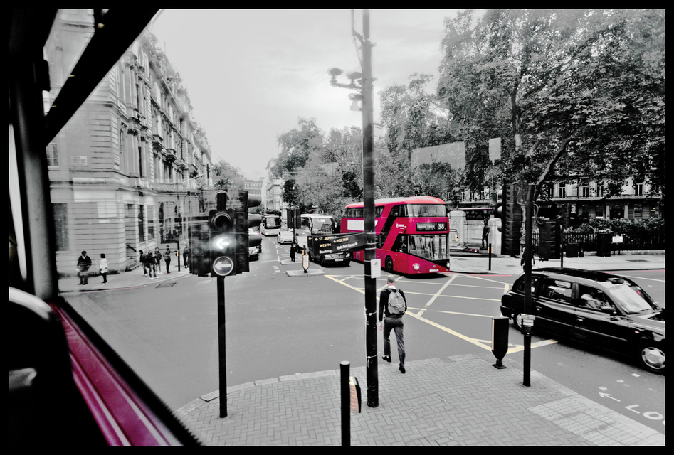 Hackney Central - ID 006821