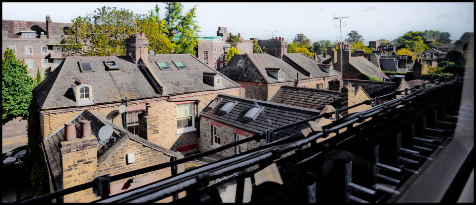 Living at the Tracks IV - ID 006941