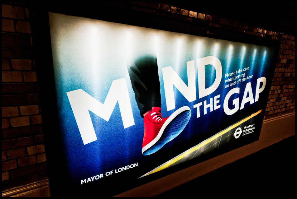 MIND THE GAP - ID 007056