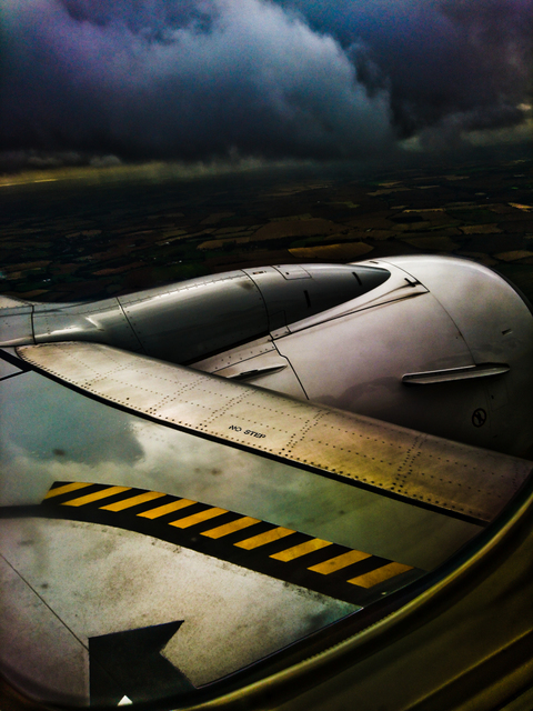 Below Clouds II - ID 007180