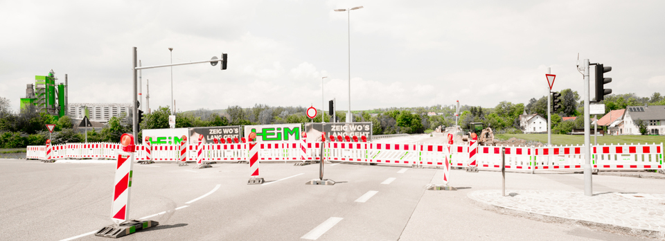 No Way Through - ID 007566